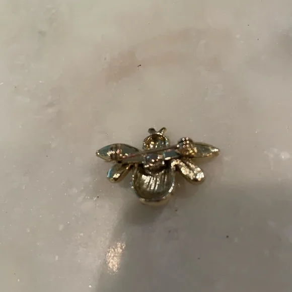 Vintage Gem Bee Pin - Picture 4 of 4